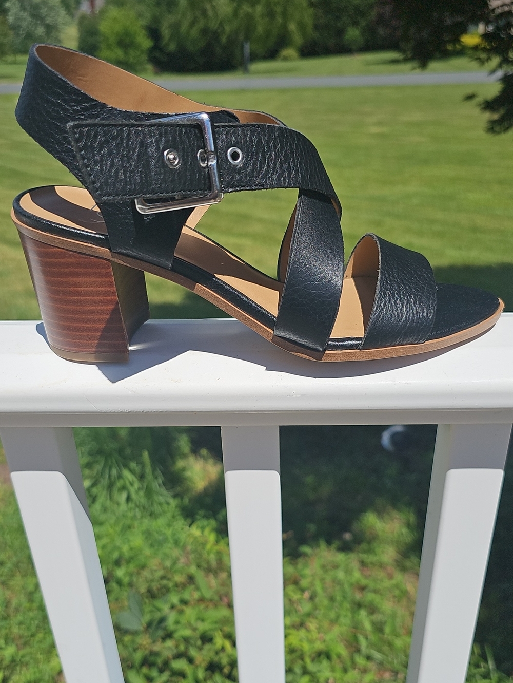 Franco Sarto Helga Black Leather Sandals - 7.5 M